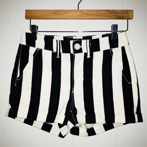 Black and white AEO shorts